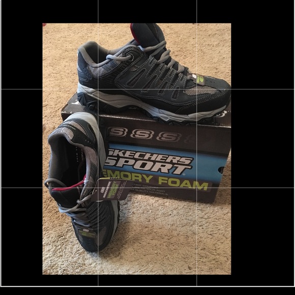 skechers wide width memory foam mens